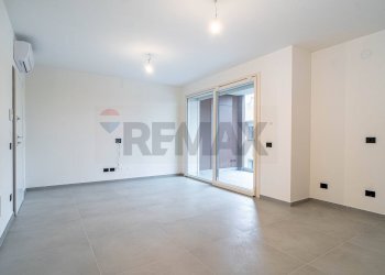 Stanza vuota - Trilocale Via Cavalier Enrico Gatti
 
3, Collecchio - foto 3