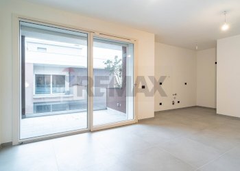 Stanza vuota - Trilocale Via Cavalier Enrico Gatti
 
3, Collecchio - foto 4