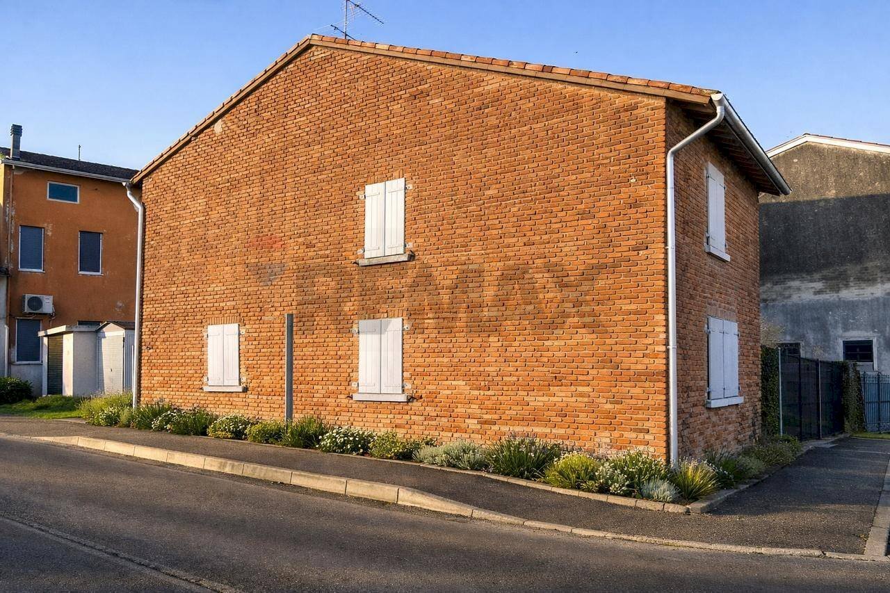 Casa all\'aperto - Casa semi indipendente via roma
 
59, Sissa Trecasali - foto 3