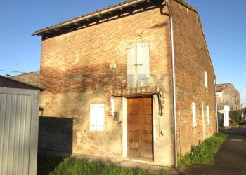 Casa all\'aperto - Casa semi indipendente via roma
 
59, Sissa Trecasali - foto 2