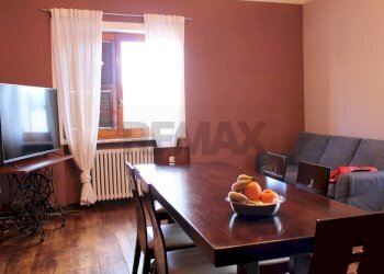 Sala da pranzo - Trilocale via Strigini
 
1, Ameno - foto 5