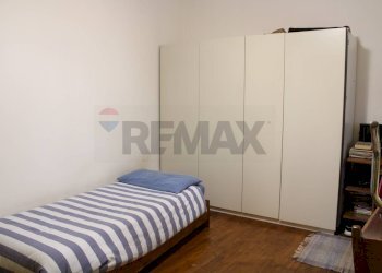 Camera / camera da letto - Trilocale via Strigini
 
1, Ameno - foto 12