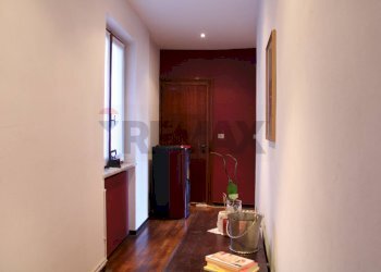 Hall / corridoio - Trilocale via Strigini
 
1, Ameno - foto 13