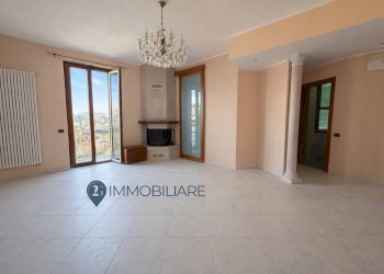 Foto 15 - Quadrilocale Via Di Murlo
 
22, La Spezia - foto 15