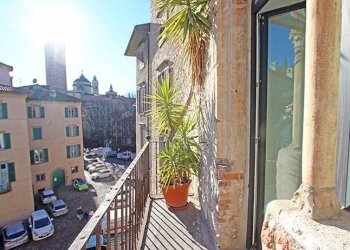 Balcone - Three-room apartment piazza mercato del fieno, Bergamo - photo 3