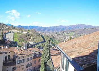 Balcone - Three-room apartment piazza mercato del fieno, Bergamo - photo 5