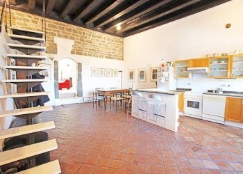 Soggiorno - Three-room apartment piazza mercato del fieno, Bergamo - photo 8