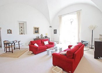 Camera - Three-room apartment piazza mercato del fieno, Bergamo - photo 13