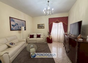 Foto 2 - Quadrilocale via limone
 
1, Sant'Arpino - foto 2