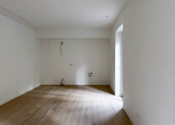 Salone - Trilocale via Pusterla, Brescia - foto 12