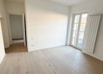 Camera da letto - Trilocale via Pusterla, Brescia - foto 19