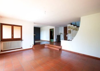Soggiorno - Villa a Schiera via Traforo, 12, Pino Torinese - foto 1