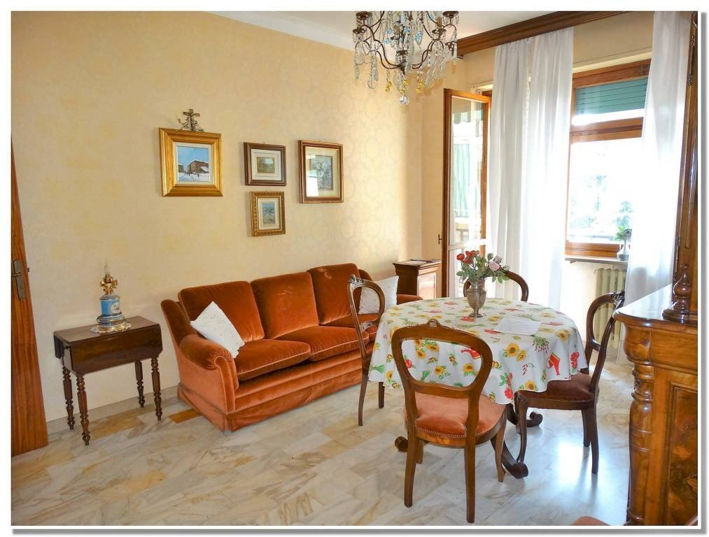 Salone - Trilocale corso 4 Novembre, 6, Saluzzo - foto 3