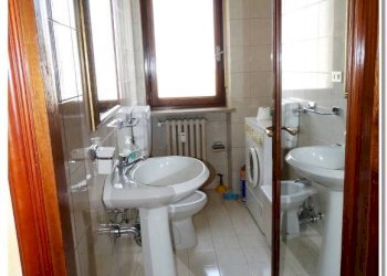 Bagno - Trilocale corso 4 Novembre, 6, Saluzzo - foto 9