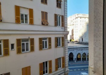 Vista - Ufficio via alla Porta degli Archi, 10, Genova (zona Carignano) - foto 3