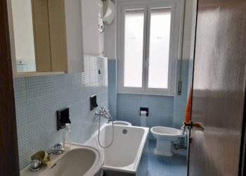 Bagno - Ufficio via alla Porta degli Archi, 10, Genova (zona Carignano) - foto 10