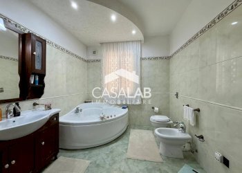 Foto 23 - Quadrilocale via San Martino
 
12, Carini - foto 22