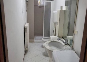 Bagno - Trilocale Bologna (zona Bolognina) - foto 5