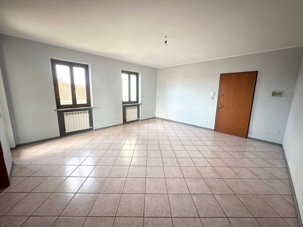 Soggiorno - Trilocale via Leonardo da Vinci, Pombia - foto 1