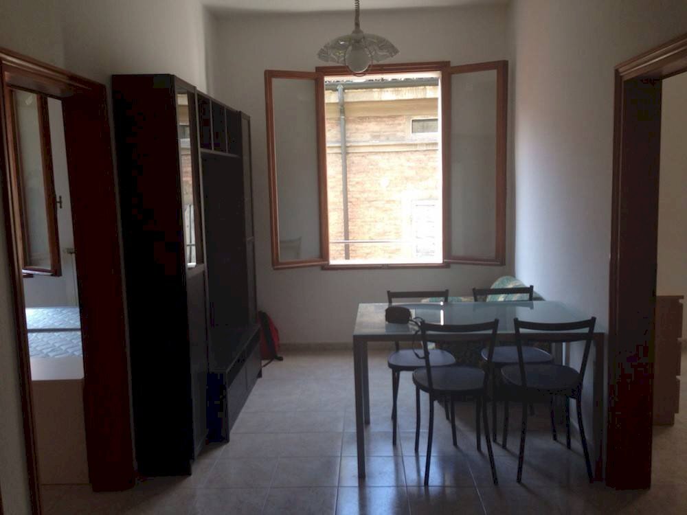 Salone - Four-room apartment via Trivellari, Modena (neighborhood Centro Storico) - photo 1