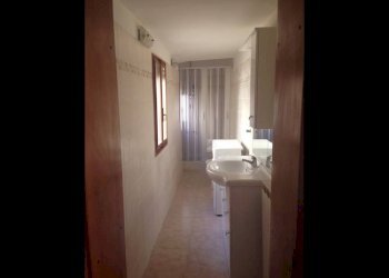 Bagno - Quadrilocale via Trivellari, Modena (zona Centro Storico) - foto 2