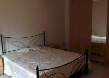 Camera da letto - Quadrilocale via Trivellari, Modena (zona Centro Storico) - foto 14