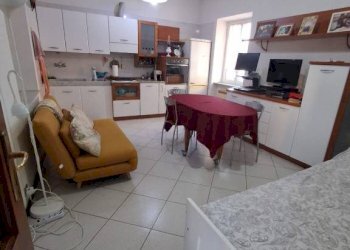 Salone - Villa via Carnia, 95, Genova (zona Sampierdarena) - foto 3