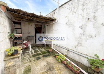 Foto 25 - Casa indipendente Via Duca Ghezzi
 
23, Carpignano Salentino - foto 25