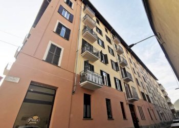 Facciata - Bilocale via Alba, 1, Torino (zona Lingotto) - foto 27