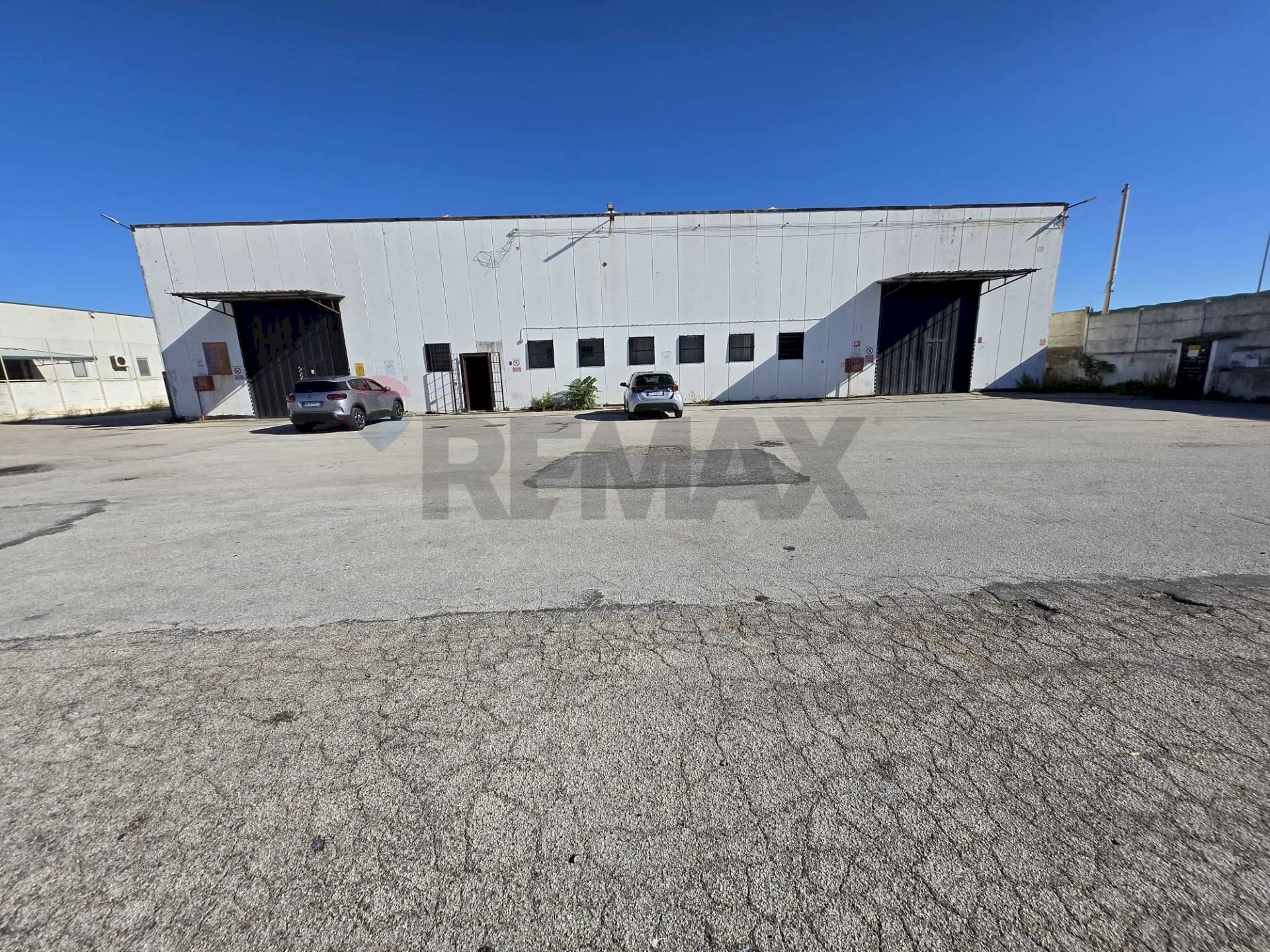 Casa all\'aperto - Capannone Via delle Arance
 
1, Pomezia - foto 1