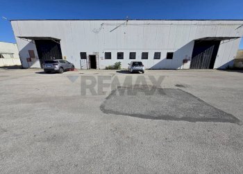 Edificio all\'aperto - Capannone Via delle Arance
 
1, Pomezia - foto 8