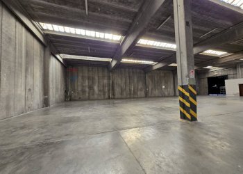 Parcheggio - Capannone Via delle Arance
 
1, Pomezia - foto 19