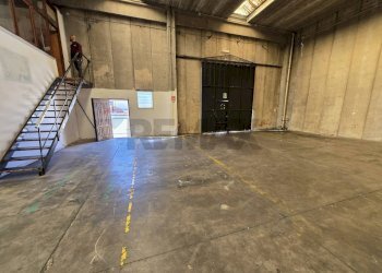 Parcheggio - Capannone Via delle Arance
 
1, Pomezia - foto 22