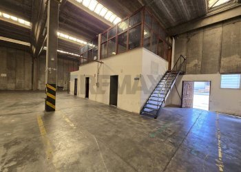 Parcheggio - Capannone Via delle Arance
 
1, Pomezia - foto 25