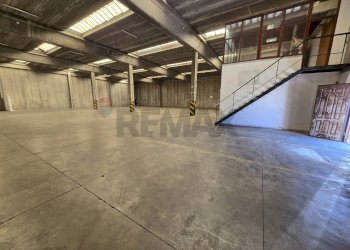 Parcheggio - Capannone Via delle Arance
 
1, Pomezia - foto 26