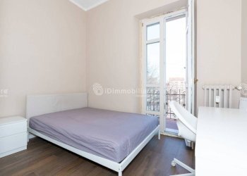 Camera da letto - Trilocale strada del Fortino, 19, Torino (zona Valdocco) - foto 10
