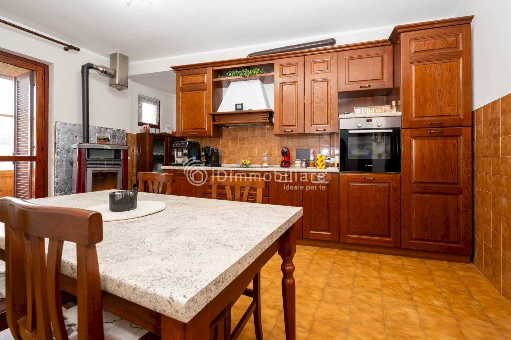 Cucina - Appartamento via Piave, 20/3, Cocconato - foto 3