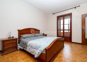 Camera da letto - Appartamento via Piave, 20/3, Cocconato - foto 7