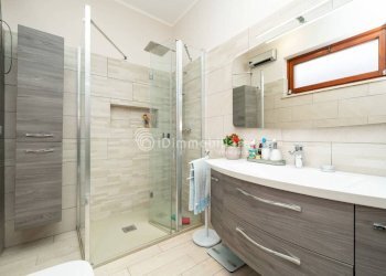 Bagno - Appartamento via Piave, 20/3, Cocconato - foto 16