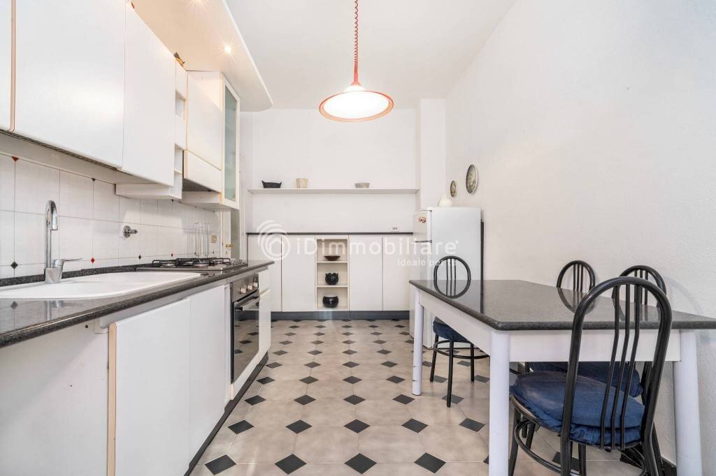 Cucina - Quadrilocale Lungo Dora Voghera, 98, Torino (zona Vanchiglietta) - foto 3