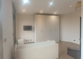 Camera da letto - Attico via Santa Teresa, 26, Torino (zona Centro) - foto 10