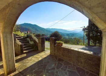 Vista delle montagne - Casa indipendente Beverino - foto 3