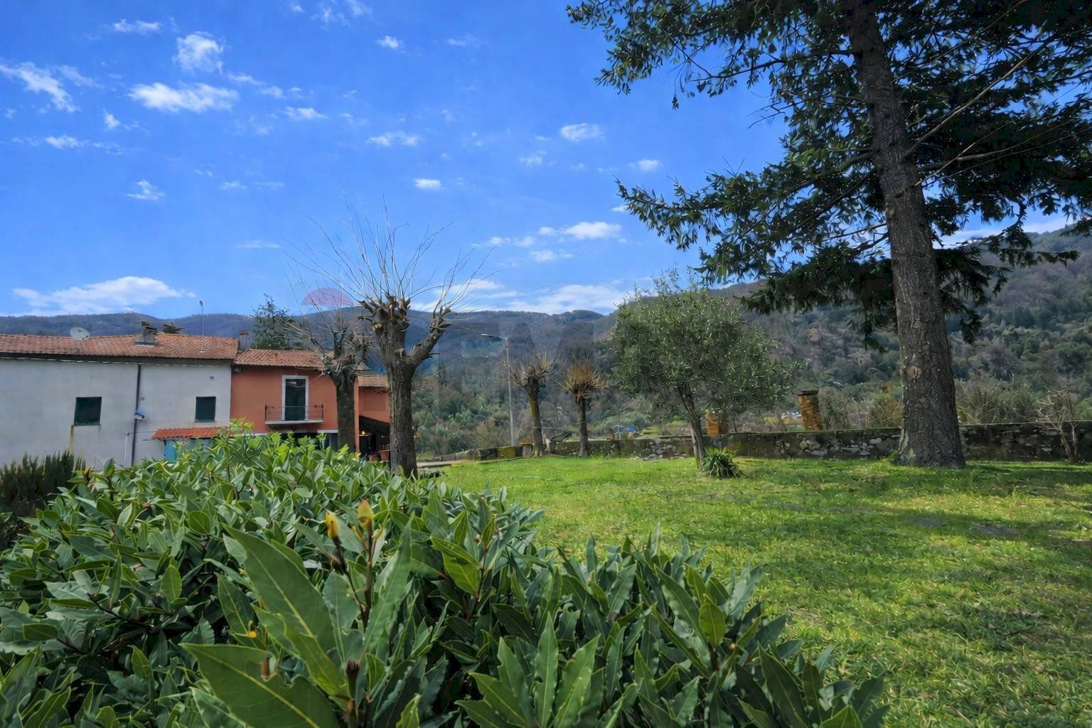 Vista delle montagne - Semi-detached house Calice al Cornoviglio - photo 1