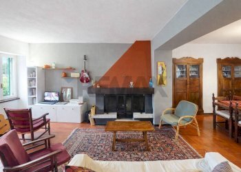 Soggiorno - Casa semi indipendente Calice al Cornoviglio - foto 12