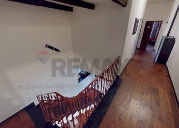 Hall / corridoio - Casa semi indipendente Calice al Cornoviglio - foto 18