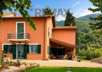 Casa all\'aperto - Casa semi indipendente Località campi
 
3, Calice al Cornoviglio - foto 1