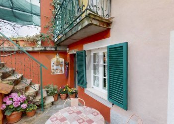 Terrazza - Casa semi indipendente Via Roma
 
77, Carro - foto 10