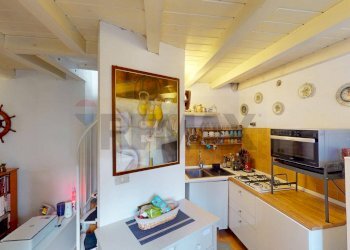 Cucina - Casa semi indipendente Via Roma
 
77, Carro - foto 12