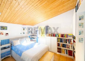 Camera / camera da letto - Casa indipendente Via Ferriere
 
snc, Carrodano - foto 8