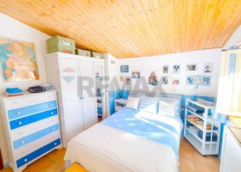 Camera / camera da letto - Casa indipendente Via Ferriere
 
snc, Carrodano - foto 9